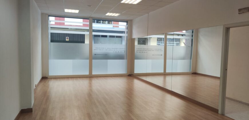 Alquiler de bajo comercial en Rúa da Unidade