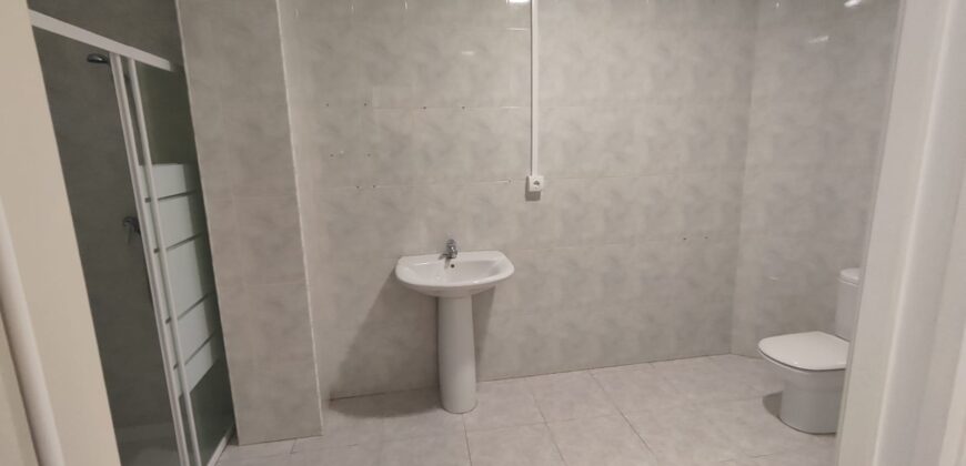 Alquiler de bajo comercial en Rúa da Unidade